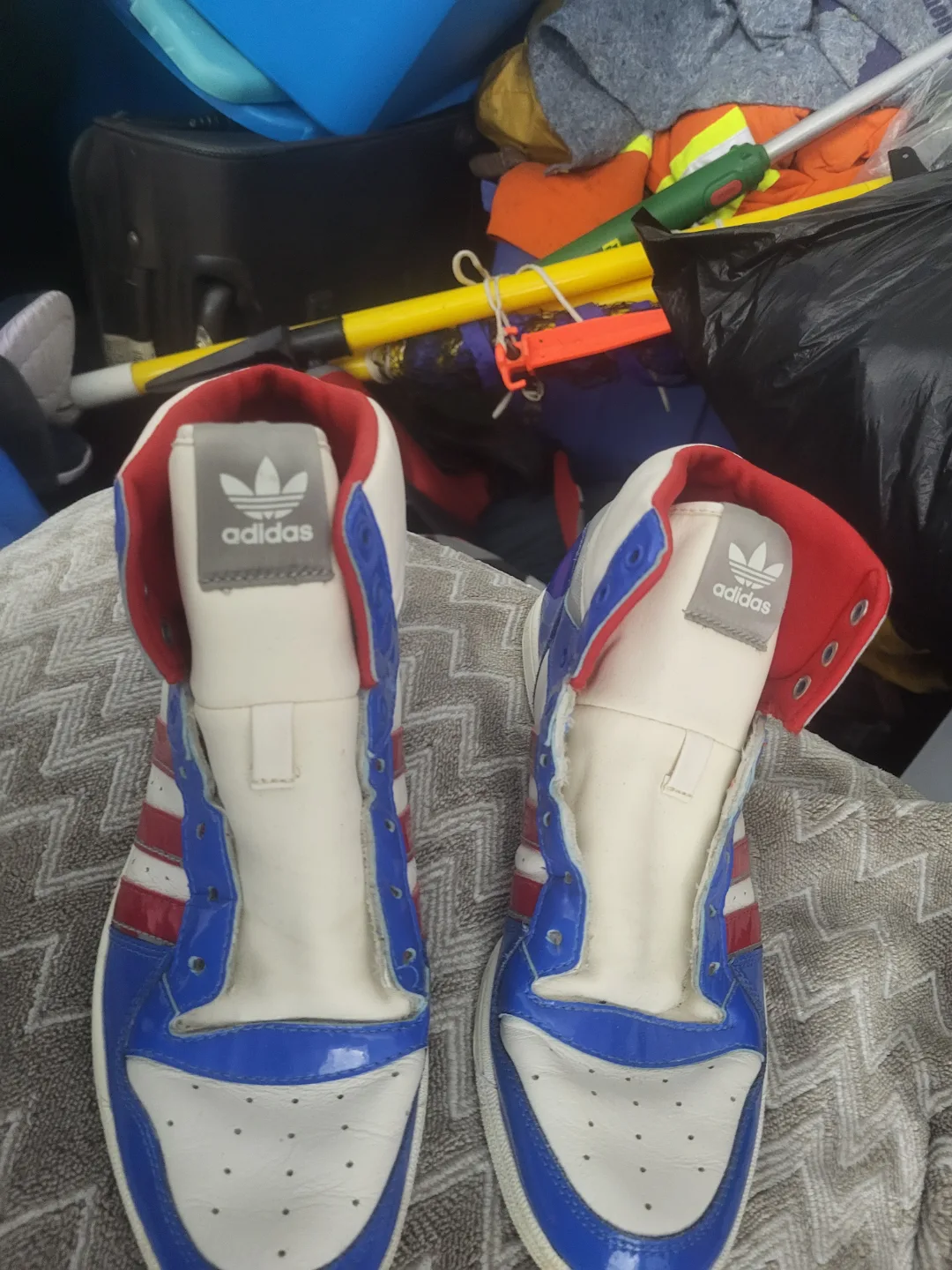 🩷💙Adidas High Top Sneakers image indicator(2)