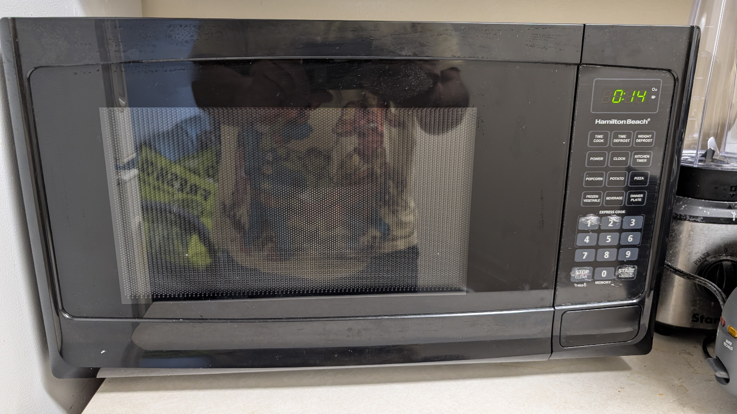 Hamilton Beach Microwave - Black 1500 W