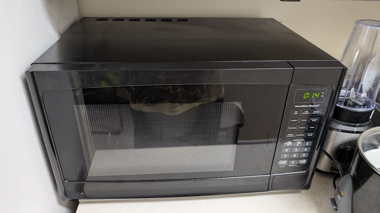 Hamilton Beach Microwave - Black 1500 W - photo 2