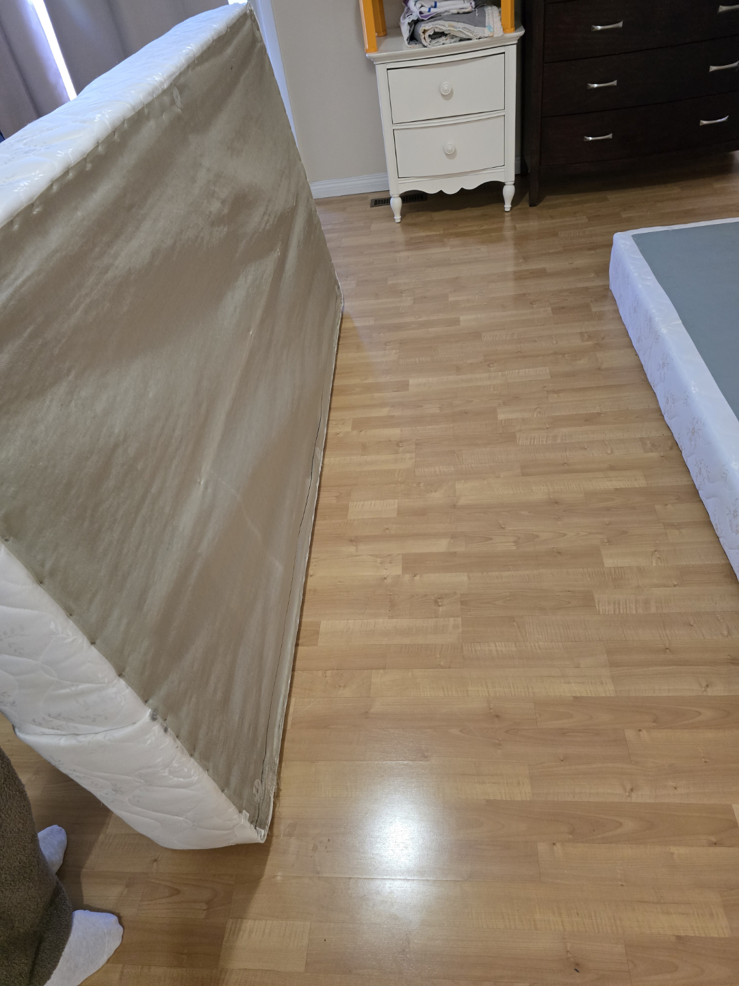 King size Boxspring or 2 tween size - photo 3