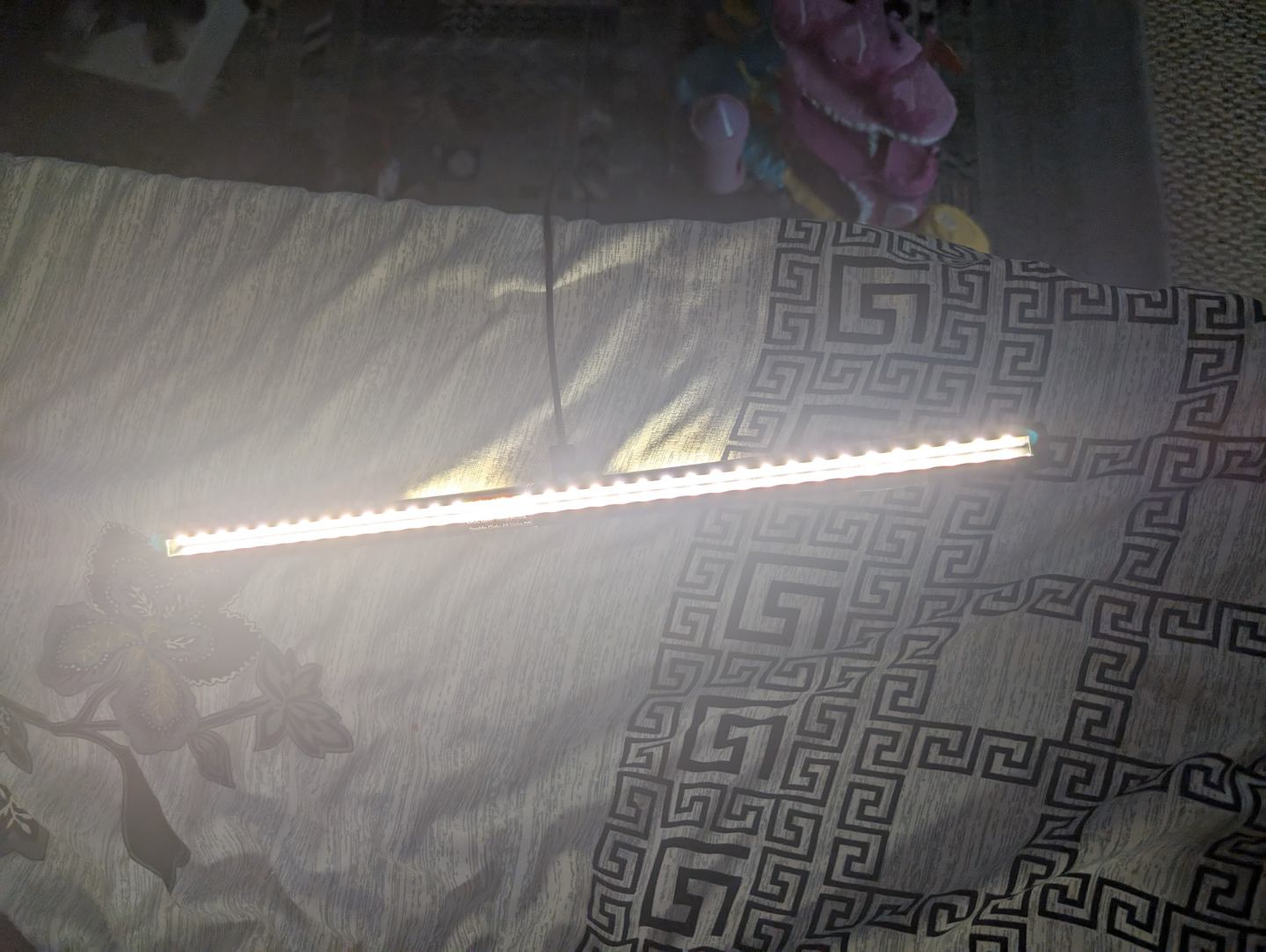 OO WOLF Eye Protection LED Desk Lamp - photo 5