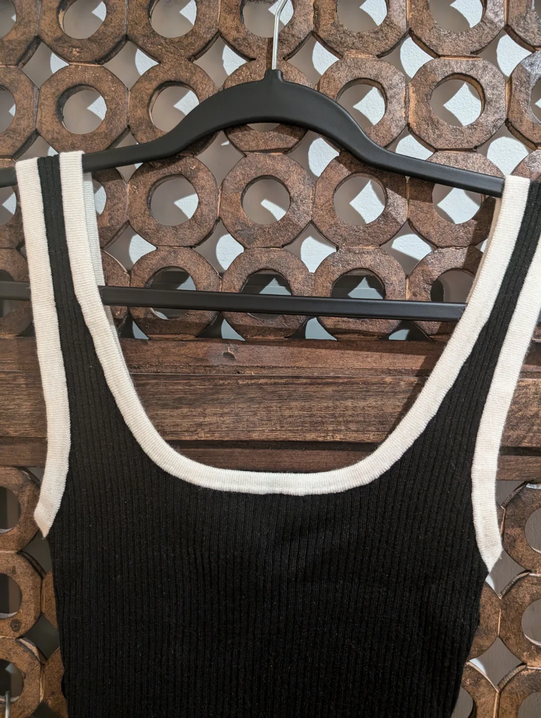 H&M Rib-Knit Crop Top image indicator(2)