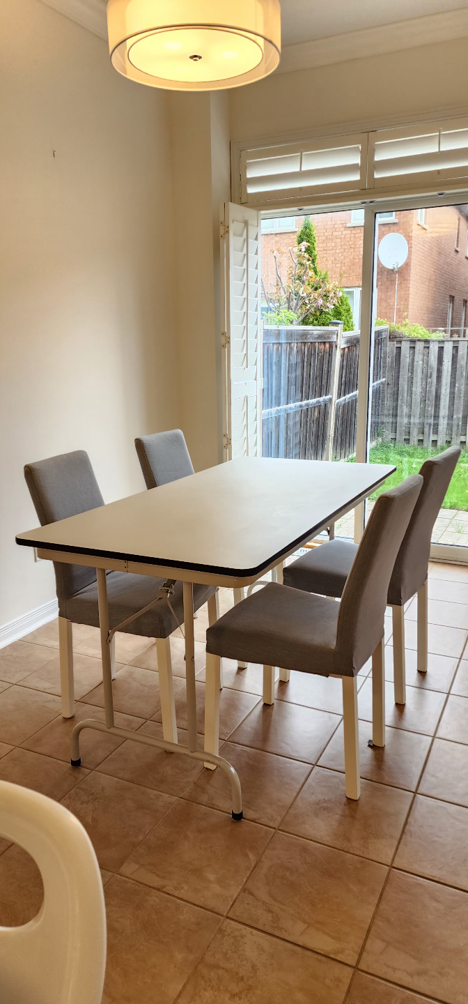 Luxury Folding Table or semina table!! Good Quality!!!