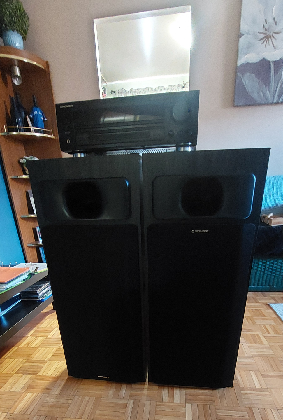 2 Vintage Pioneer Tower Speakers and Receiver - photo 3