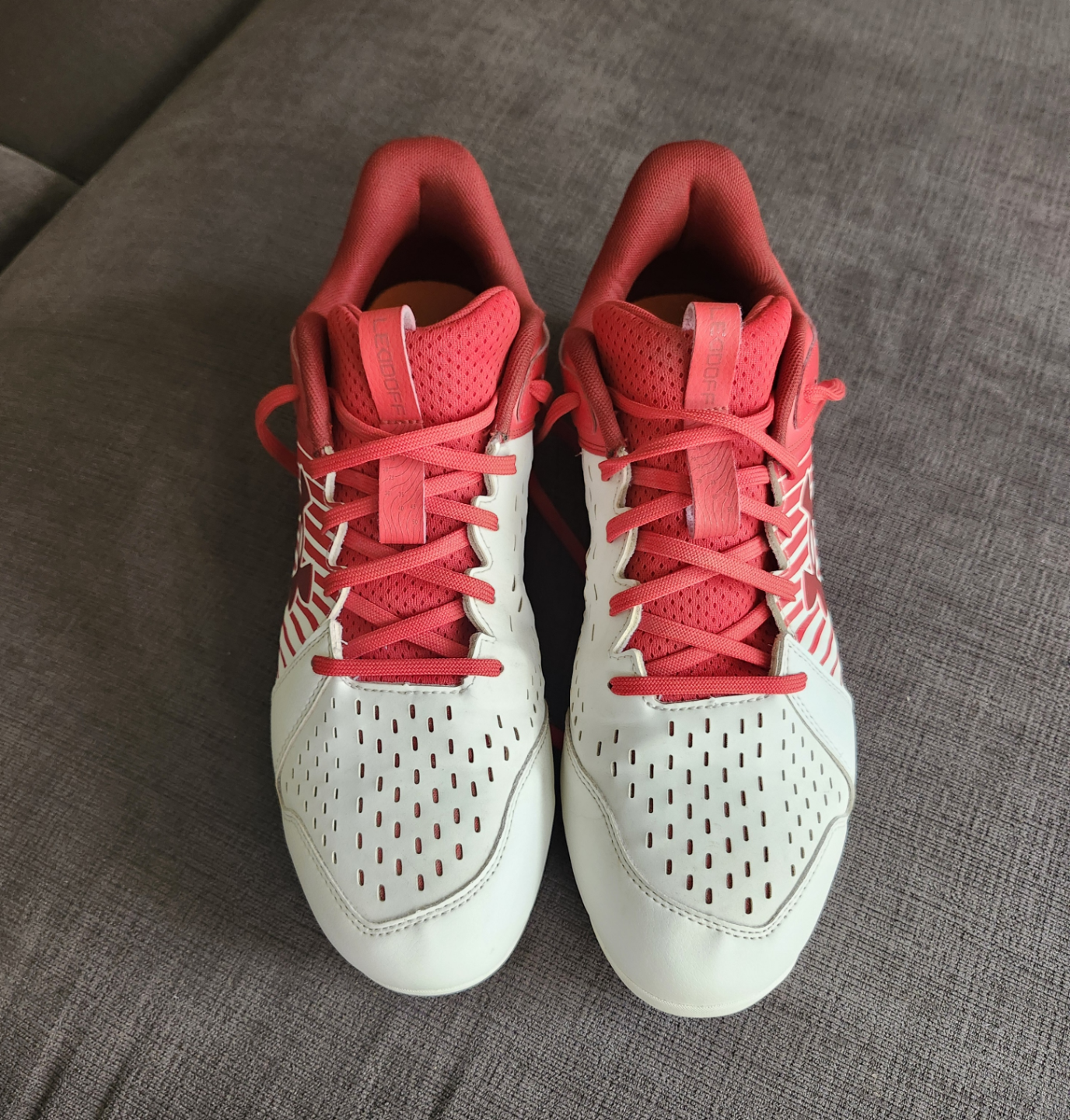 Men's size 12 baseball cleats - photo 4