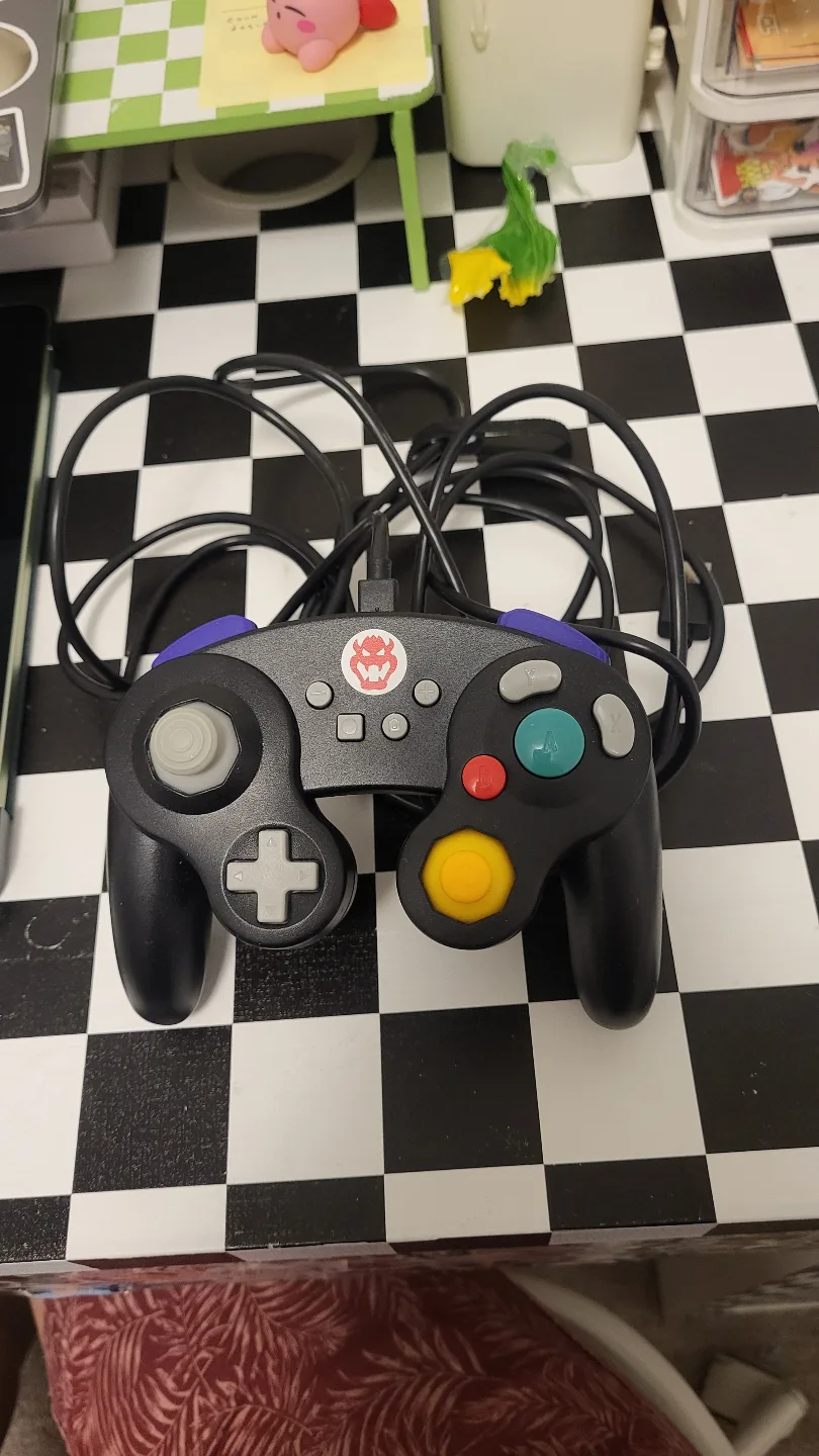 Custom GameCube Controller thumbnail