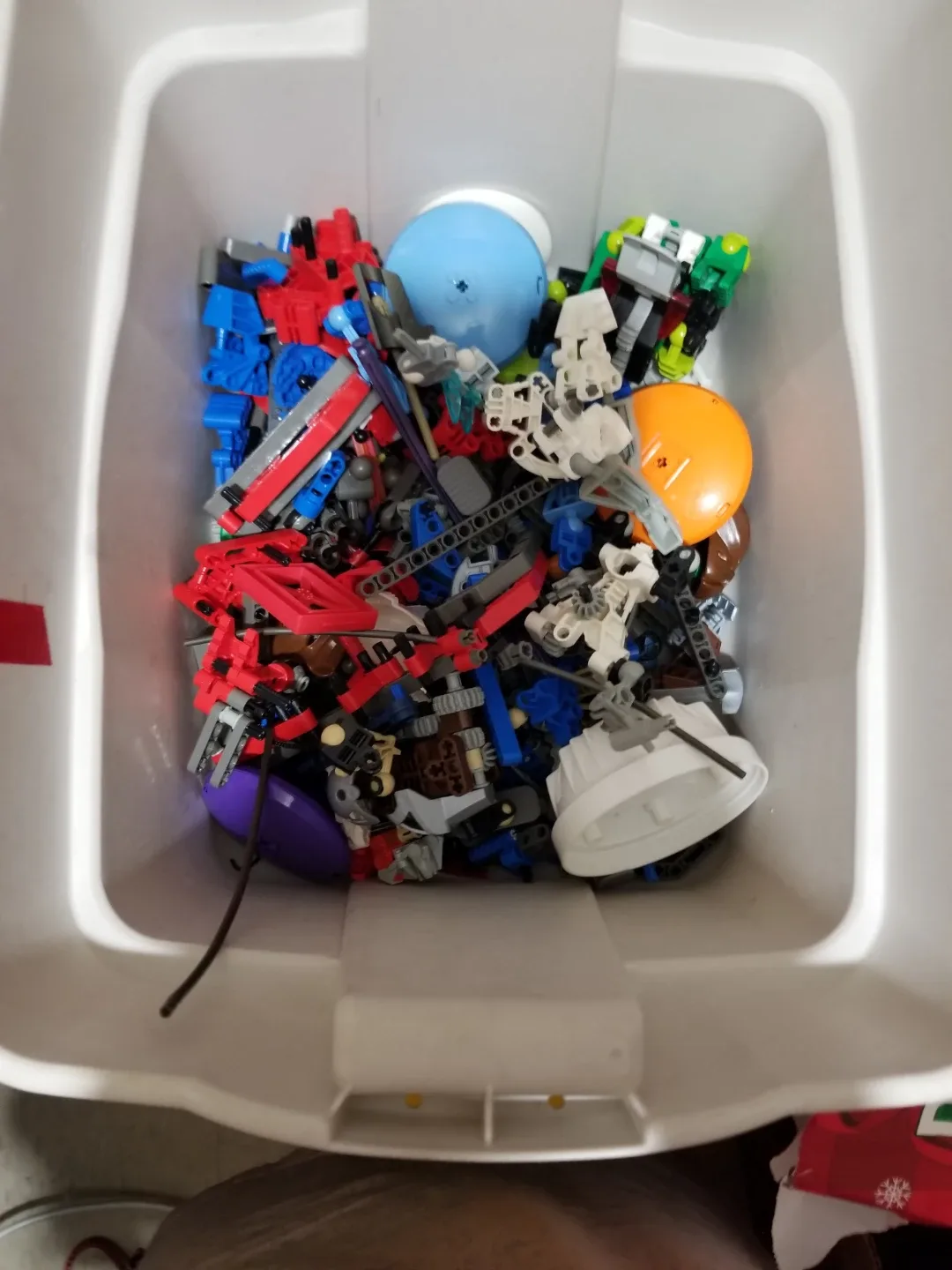 Bulk LEGO Lot - Assorted Pieces & Sets thumbnail