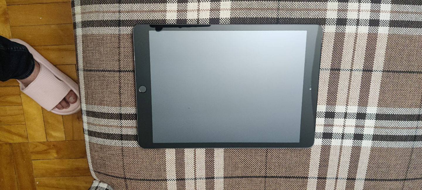 Ipad 8th gen Cellular version - photo 3