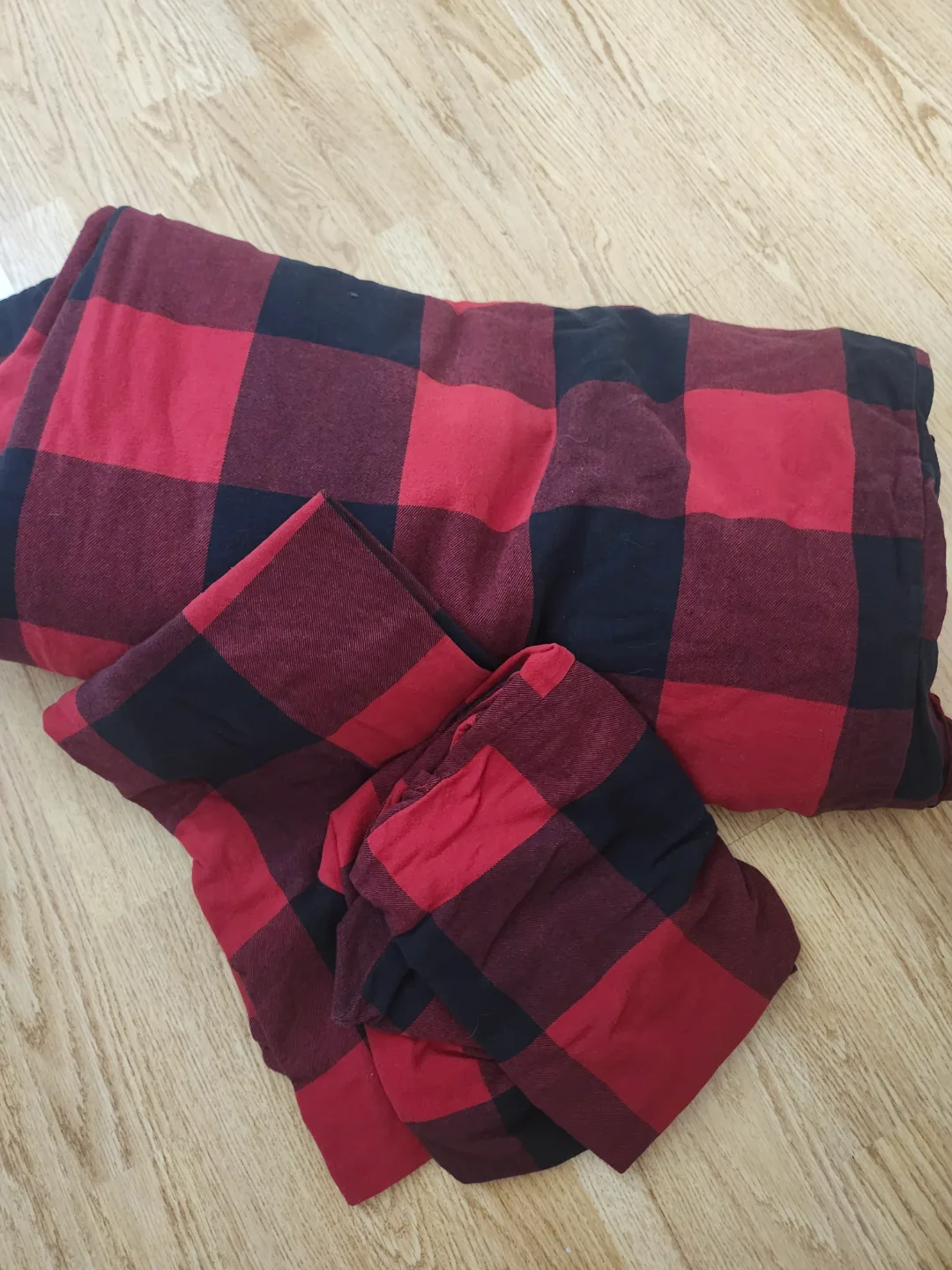 Red and Black Buffalo checker Queen Size  Duvet Set thumbnail
