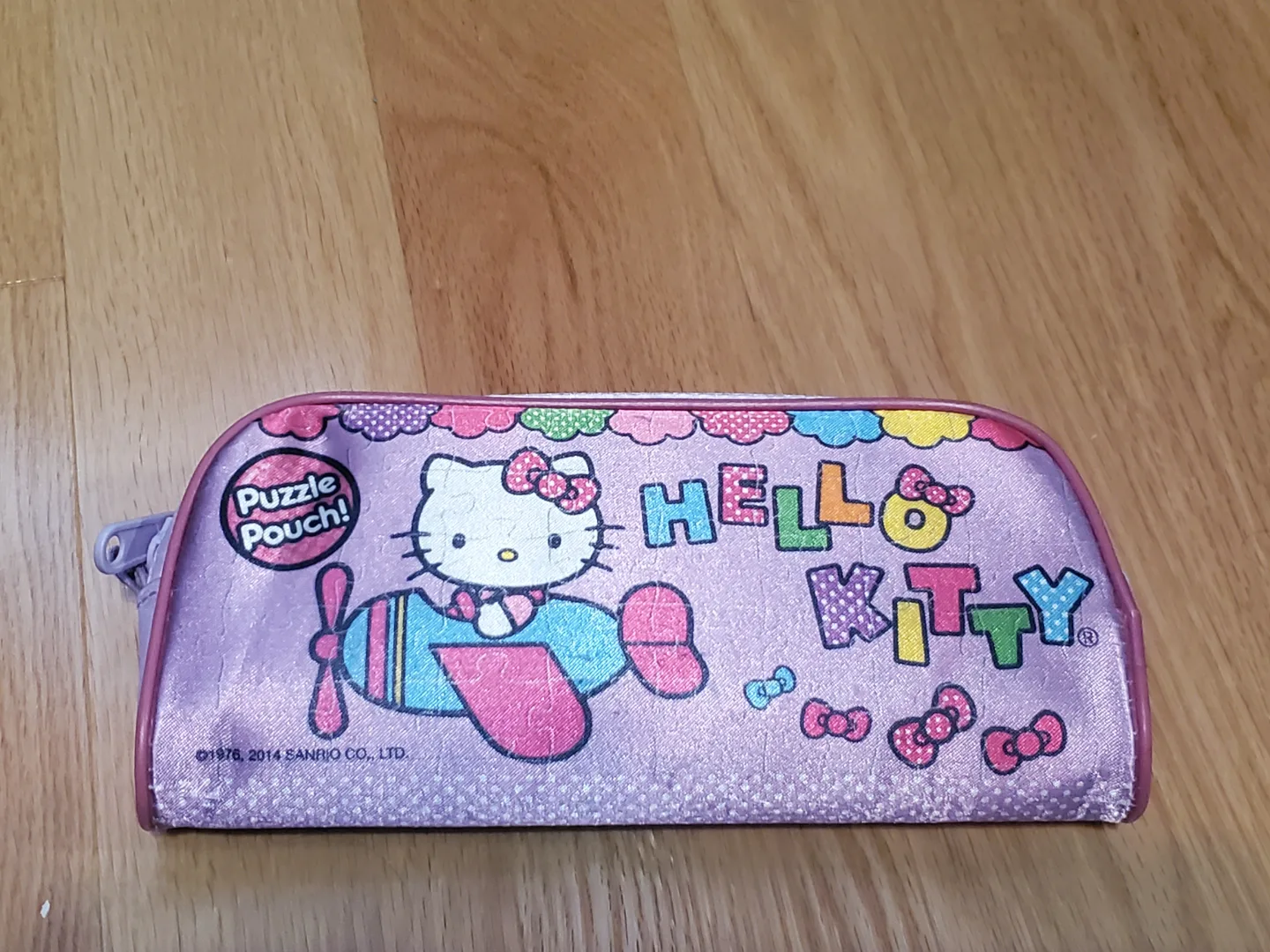 Hello Kitty Puzzle Pouch and Puzzle Pieces image indicator(2)