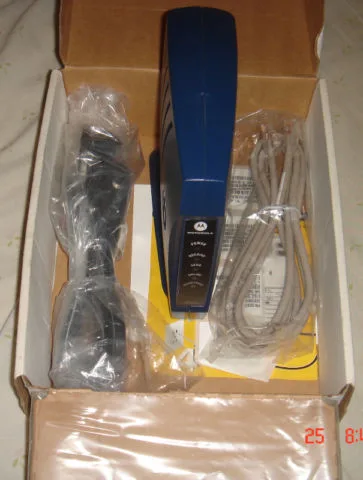 Motorola Surfboard SB5102 Cable Modem thumbnail