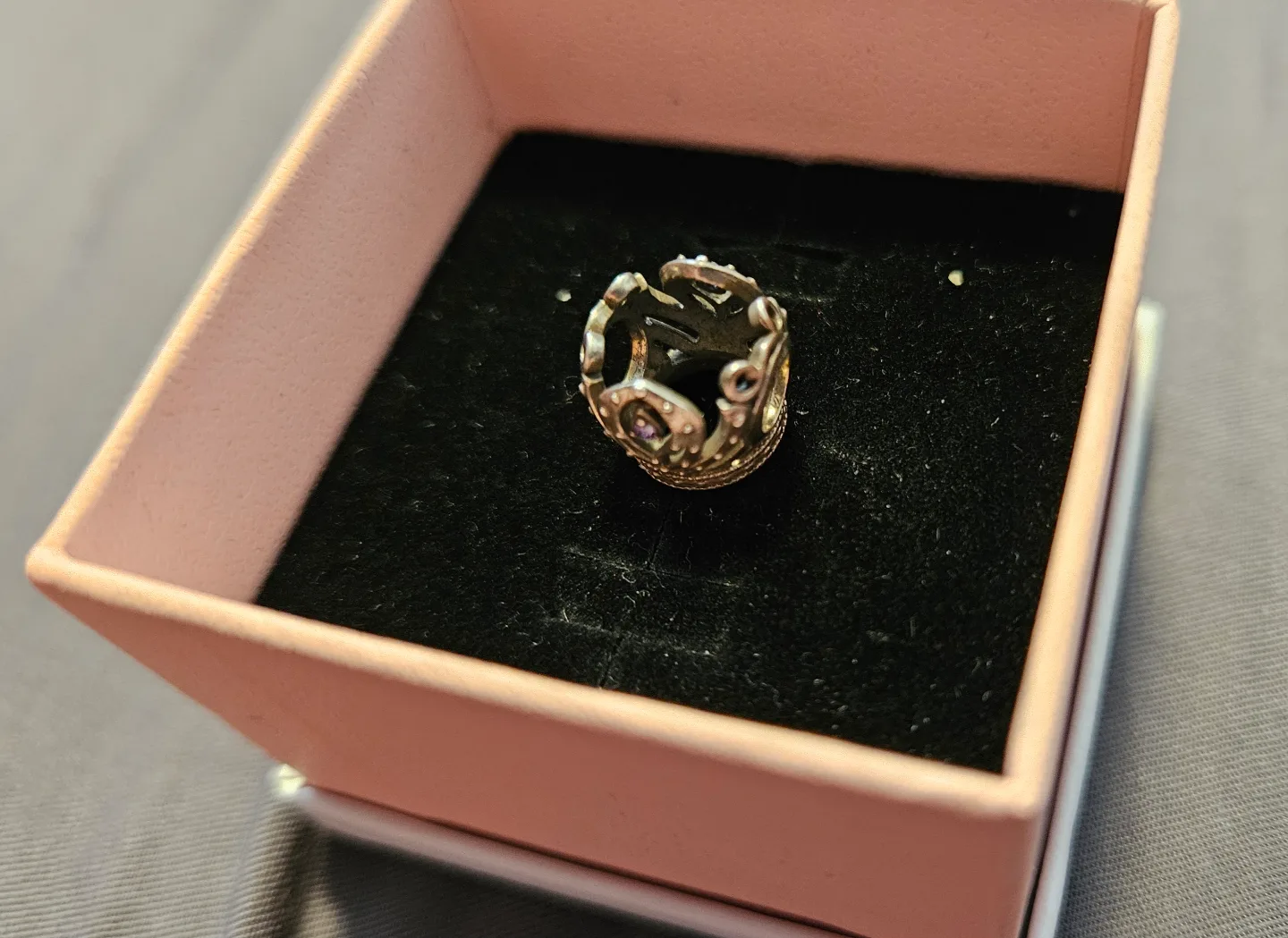 Pandora Disney Anna's Crown Charm image indicator(5)