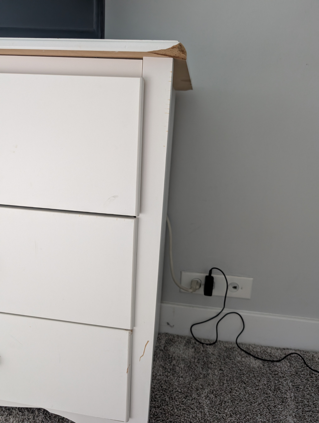 White IKEA 6-Drawer Dresser - photo 4