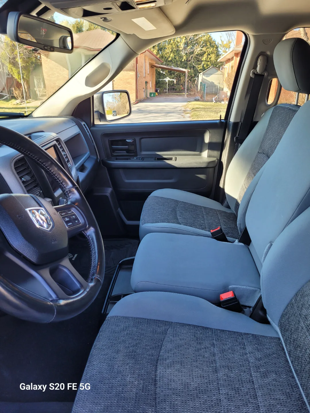 2020 Ram 1500 Classic 4x4 Crew Cab image indicator(6)