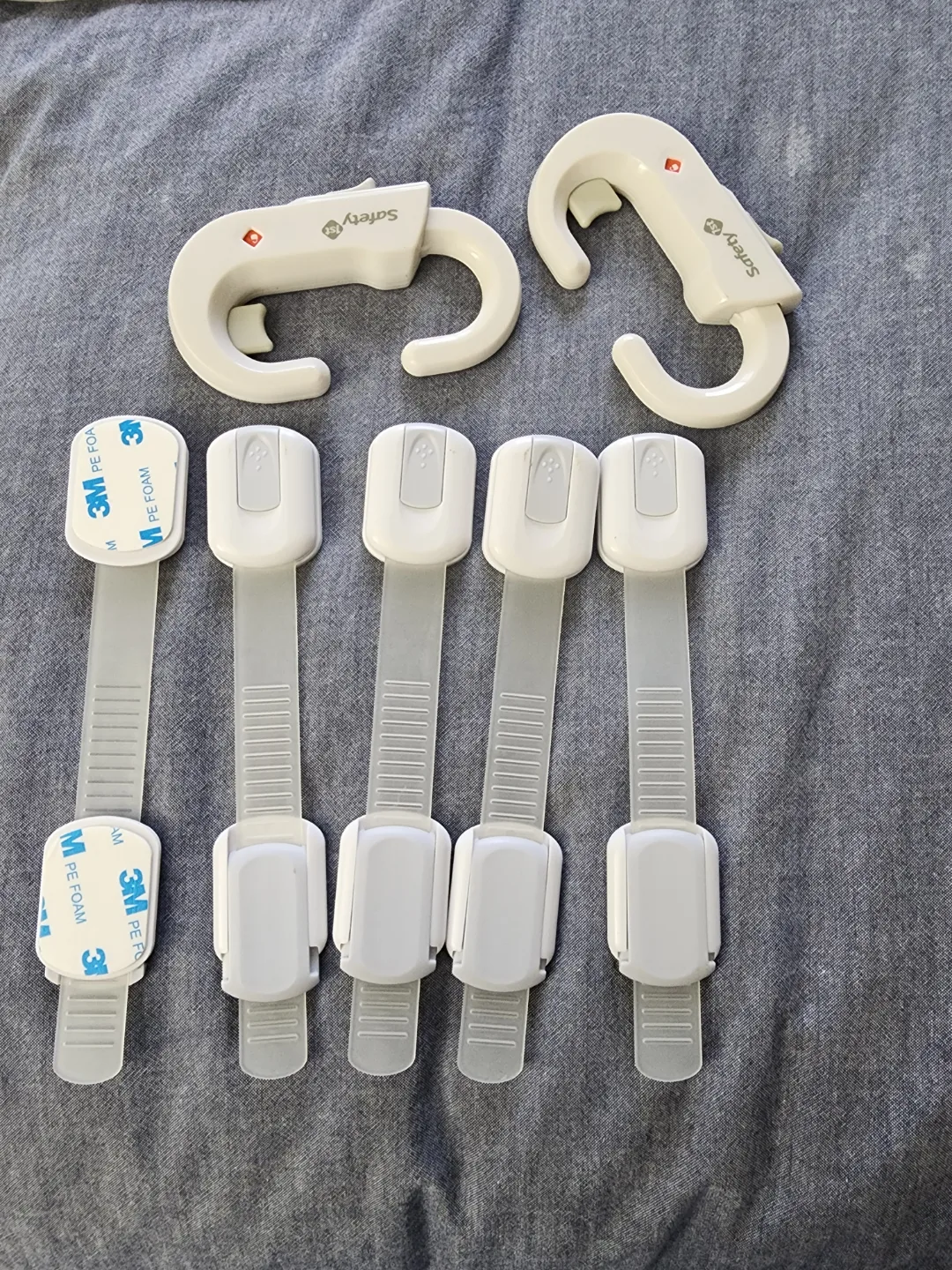 Safety 1st Cabinet and Drawer Locks with Strap thumbnail
