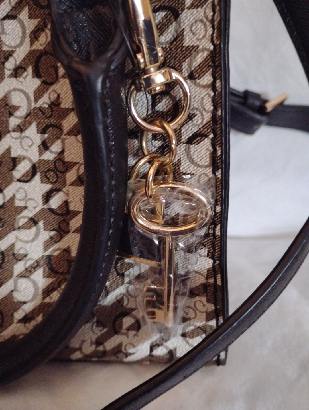 Guess handbag satchel - photo 3