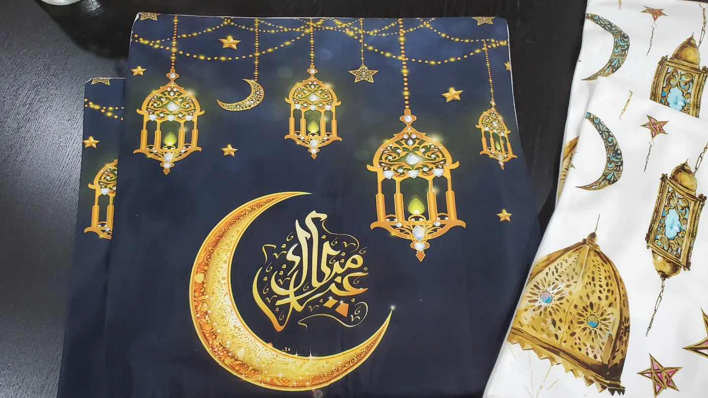 Ramadan Kareem Cushion Covers & Table Runner Set image indicator(3)