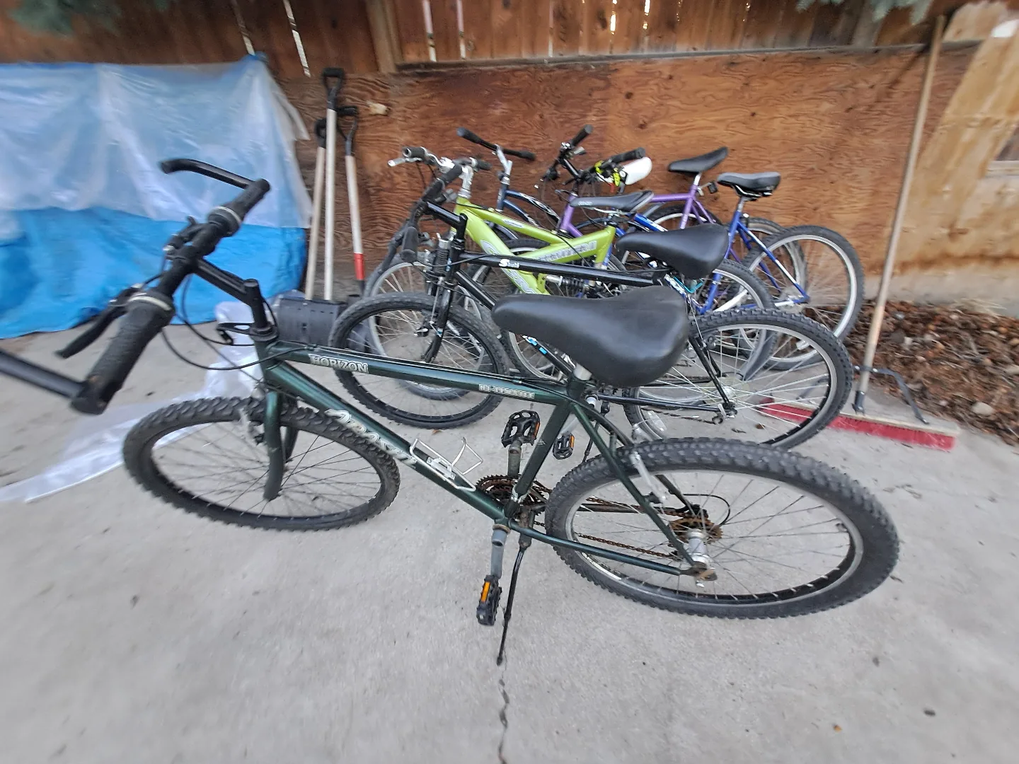 Bicycles different models image indicator(9)