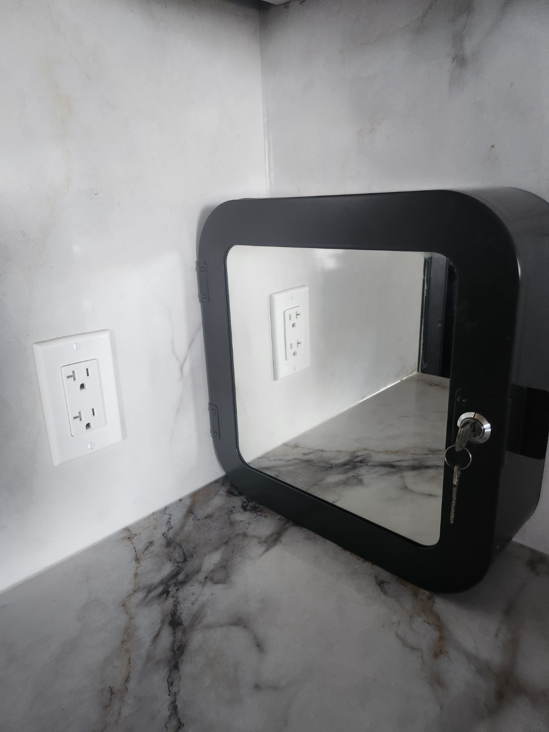 GUNNERN IKEA Medicine Cabinet with Mirror