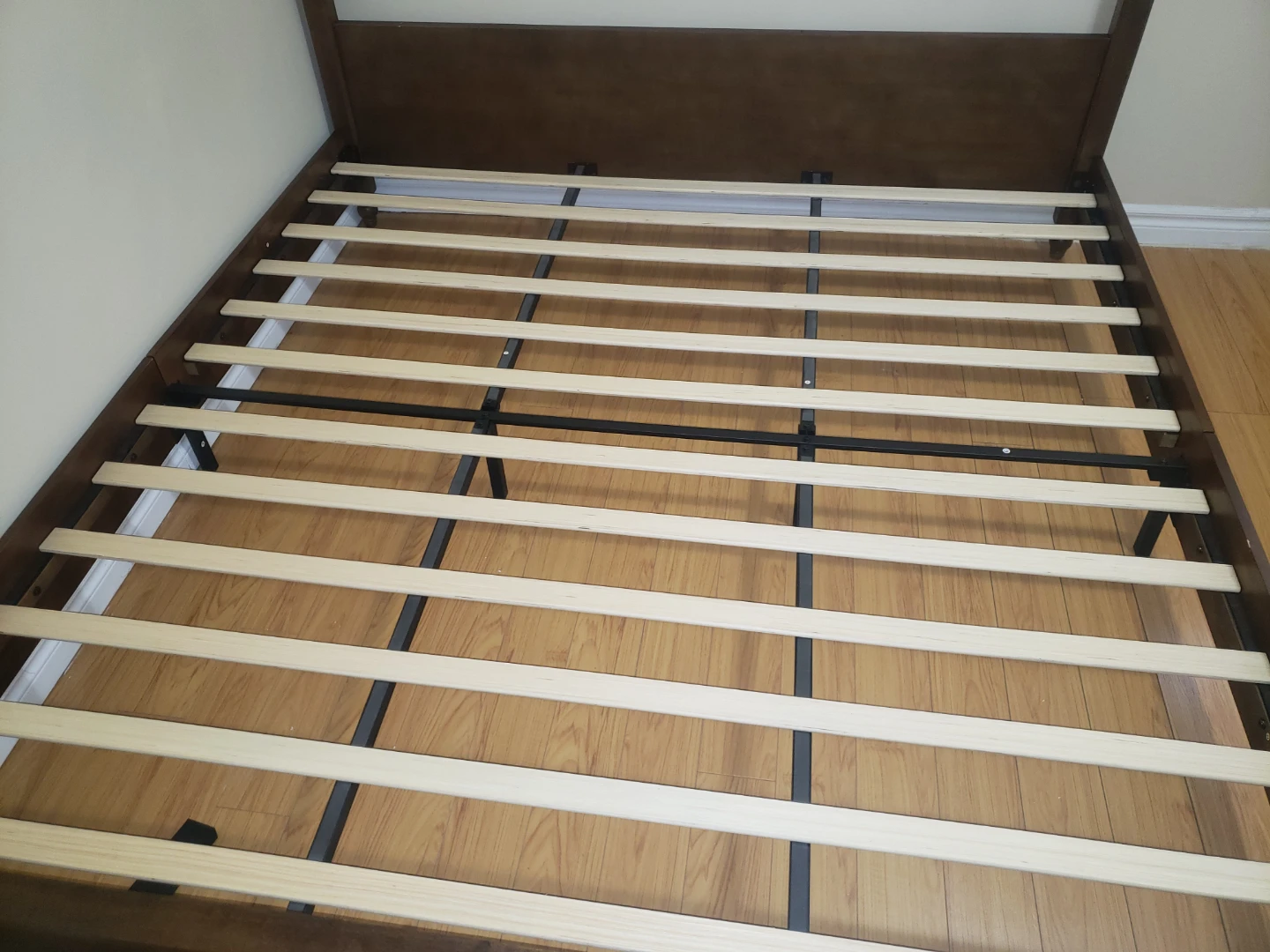 King Size Wooden Bed Frame - photo 3