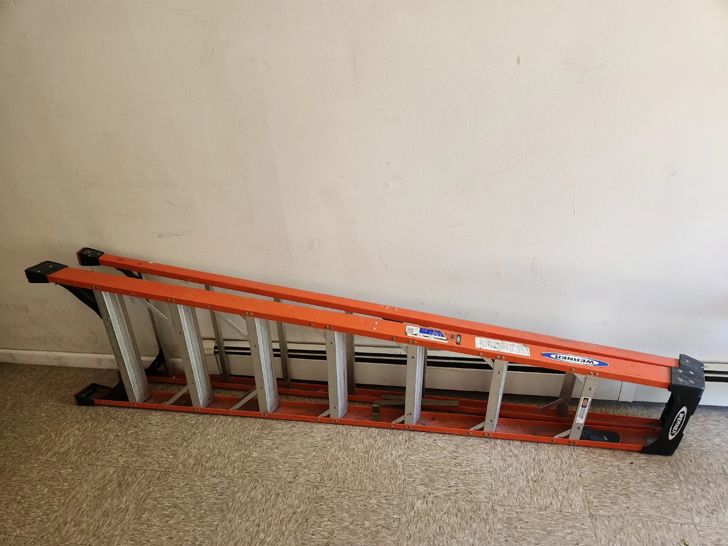 Werner NXT1A08 8ft Fiberglass Step Ladder thumbnail