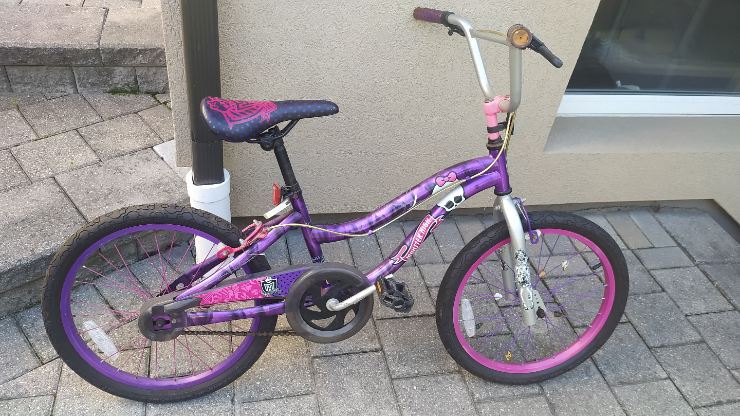 Monster High Girls' Bike