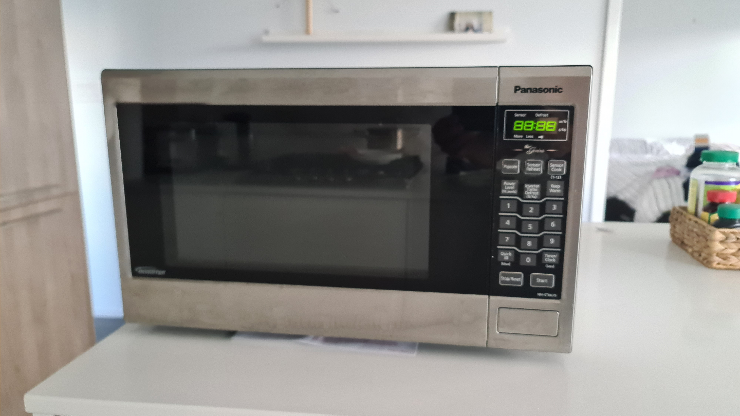 Panasonic NN-ST663S Inverter Microwave Oven - Stainless Steel - photo 2