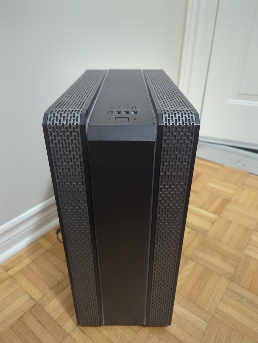 Computer case - photo 2