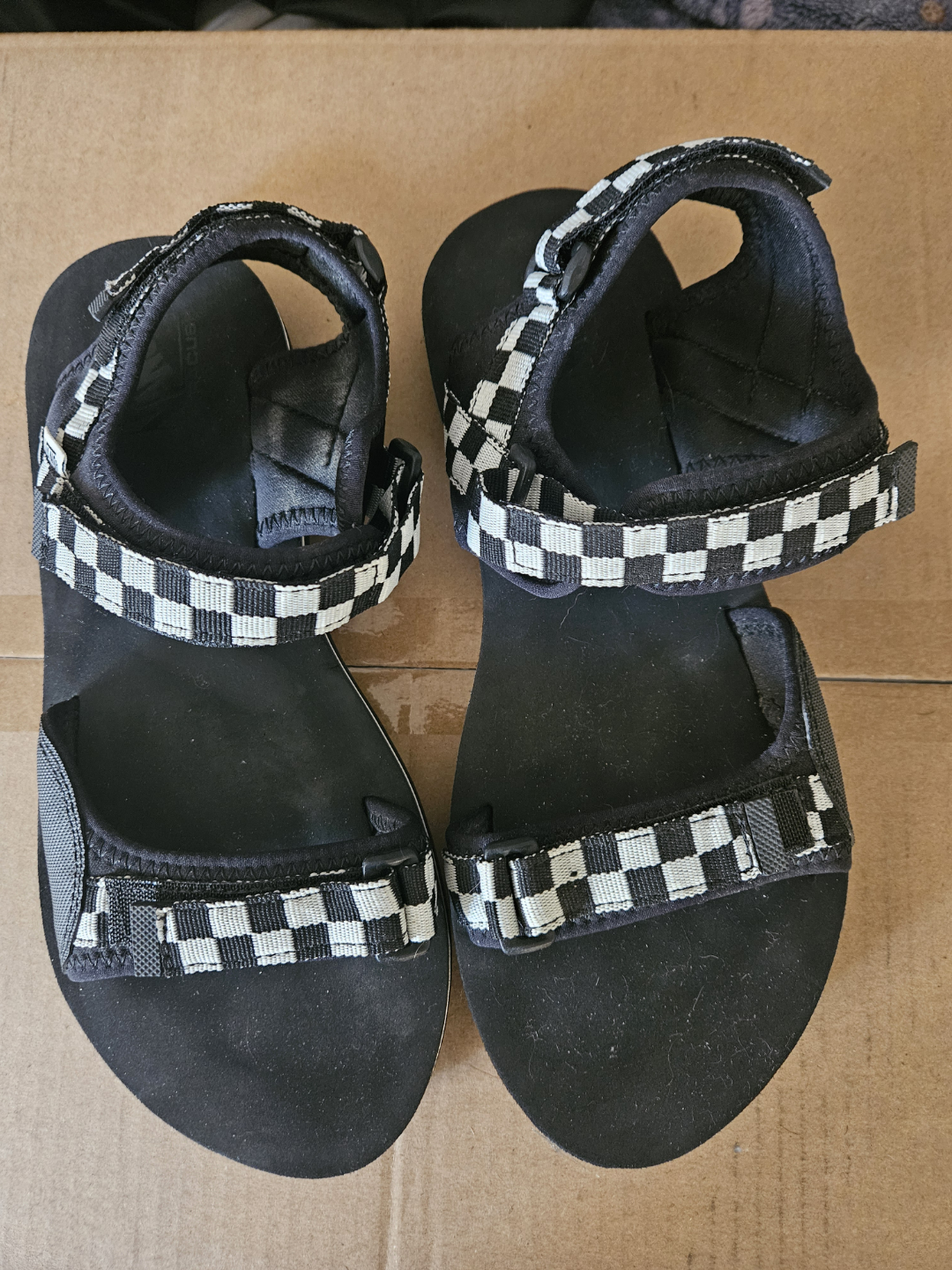 Vans checkered adjustable ladies sandals