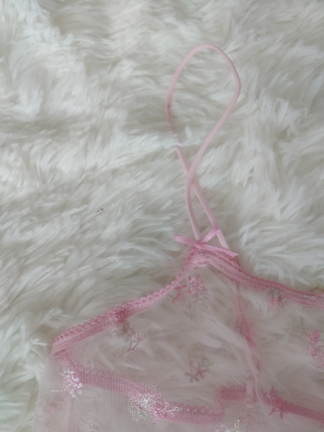 SKIMS Intimate Floral Scoop Cami & Short Set image indicator(5)