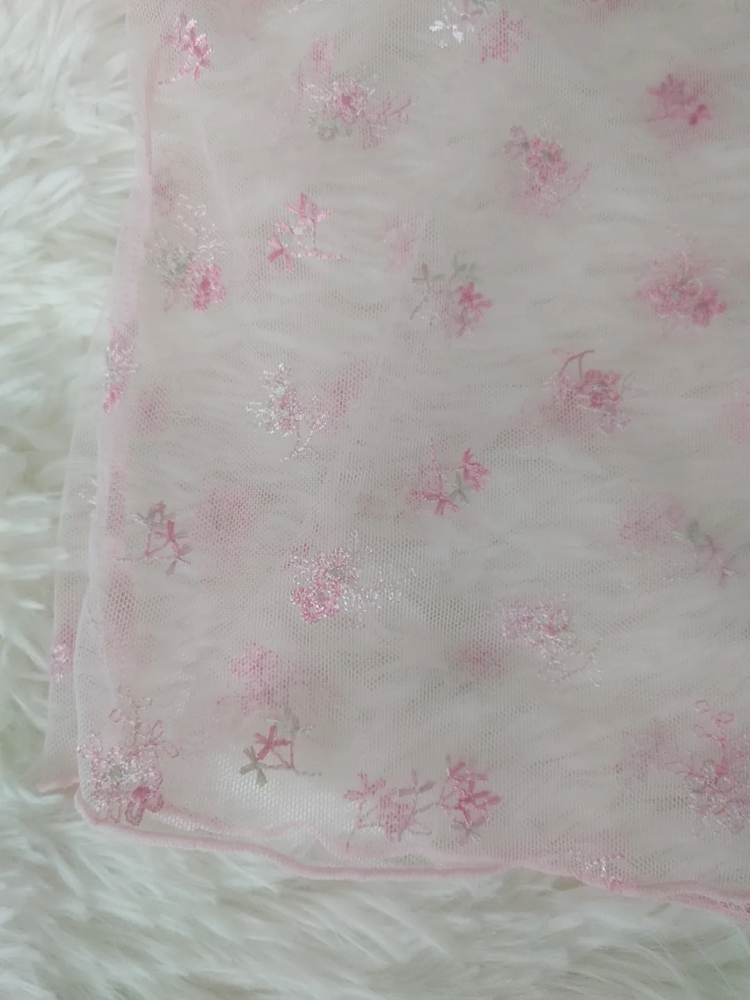 SKIMS Intimate Floral Scoop Cami & Short Set image indicator(7)