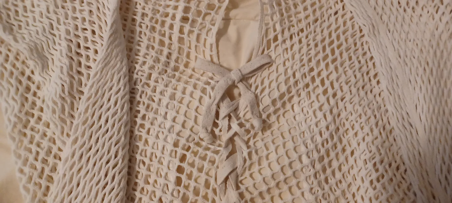 Cream-coloured Fishnet Long-Sleeve Crop Top image indicator(3)