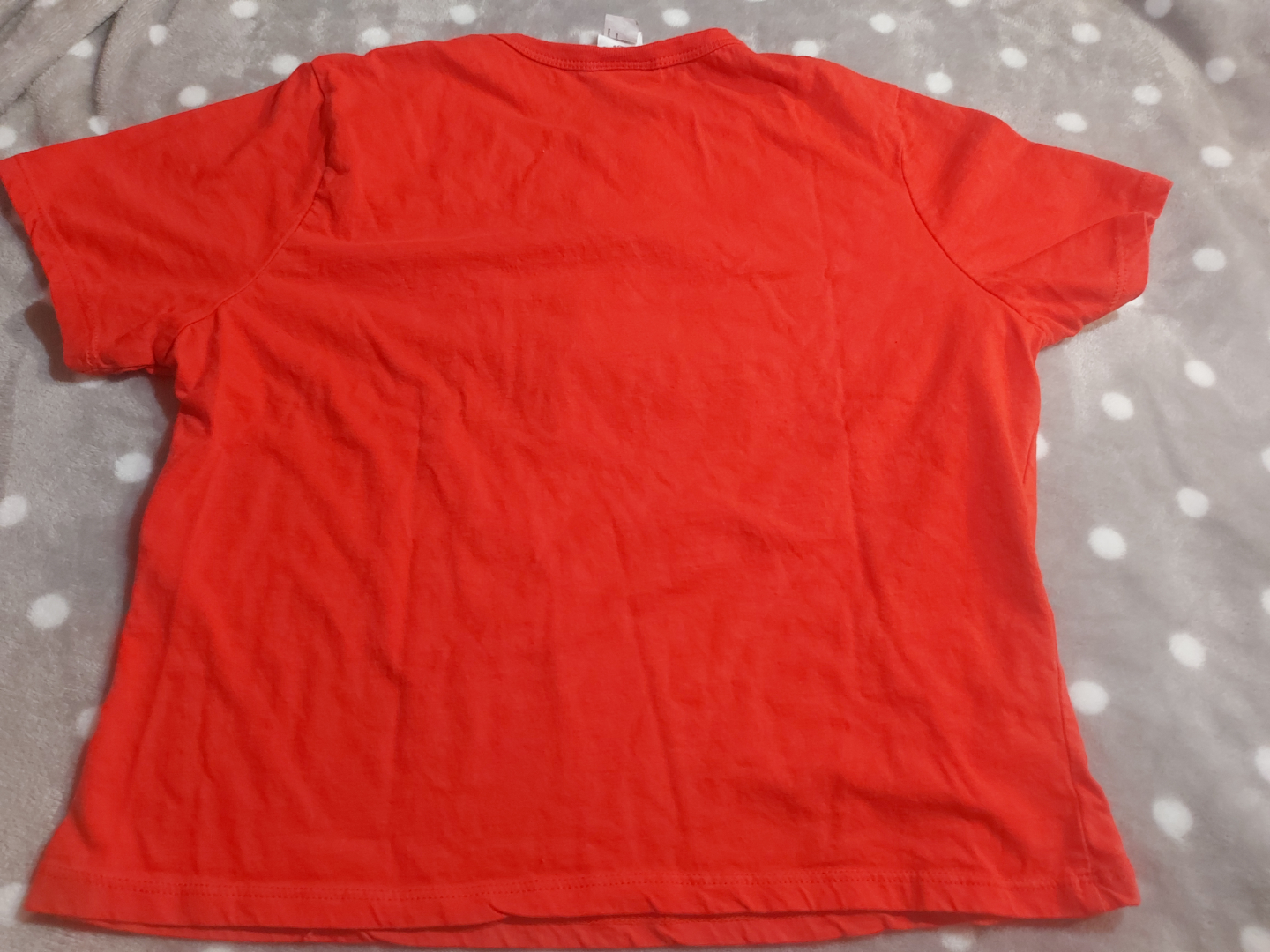 Hello Kitty by Sanrio Red T-Shirt - Size Medium - photo 3