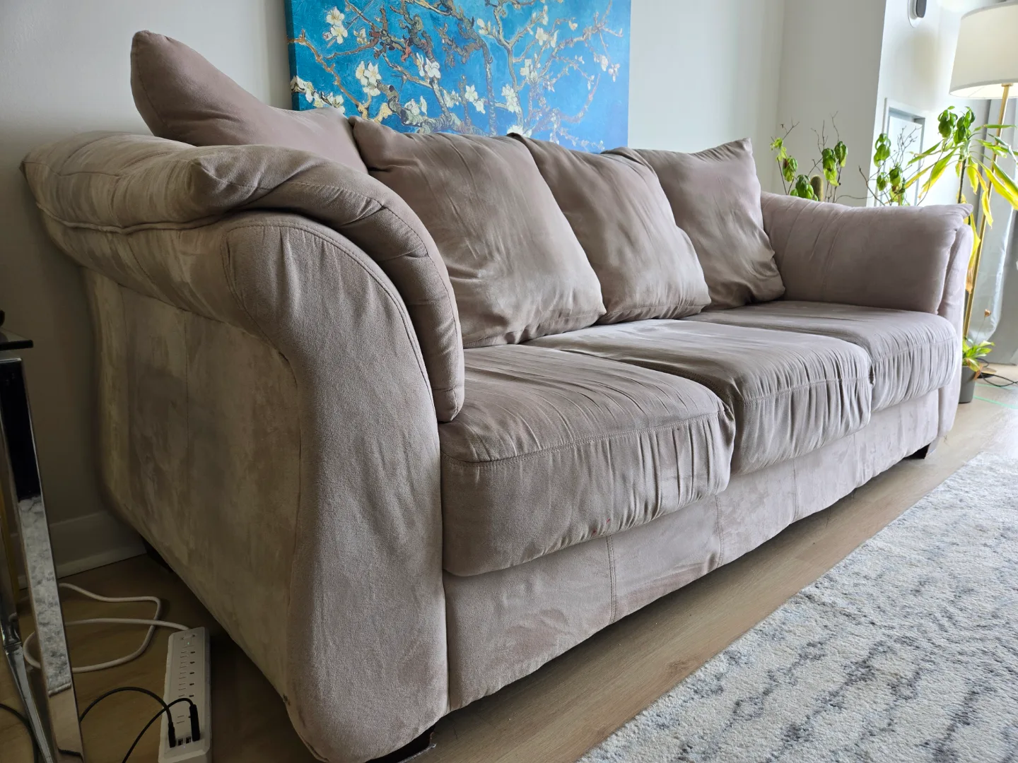 Leon's Collier Sofa Couch - beige image indicator(6)