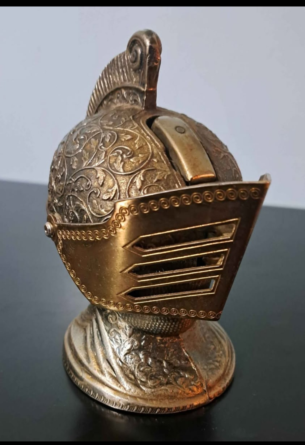 Vintage Medieval Knight Helmet Tabletop Lighter Brass Metal - photo 2