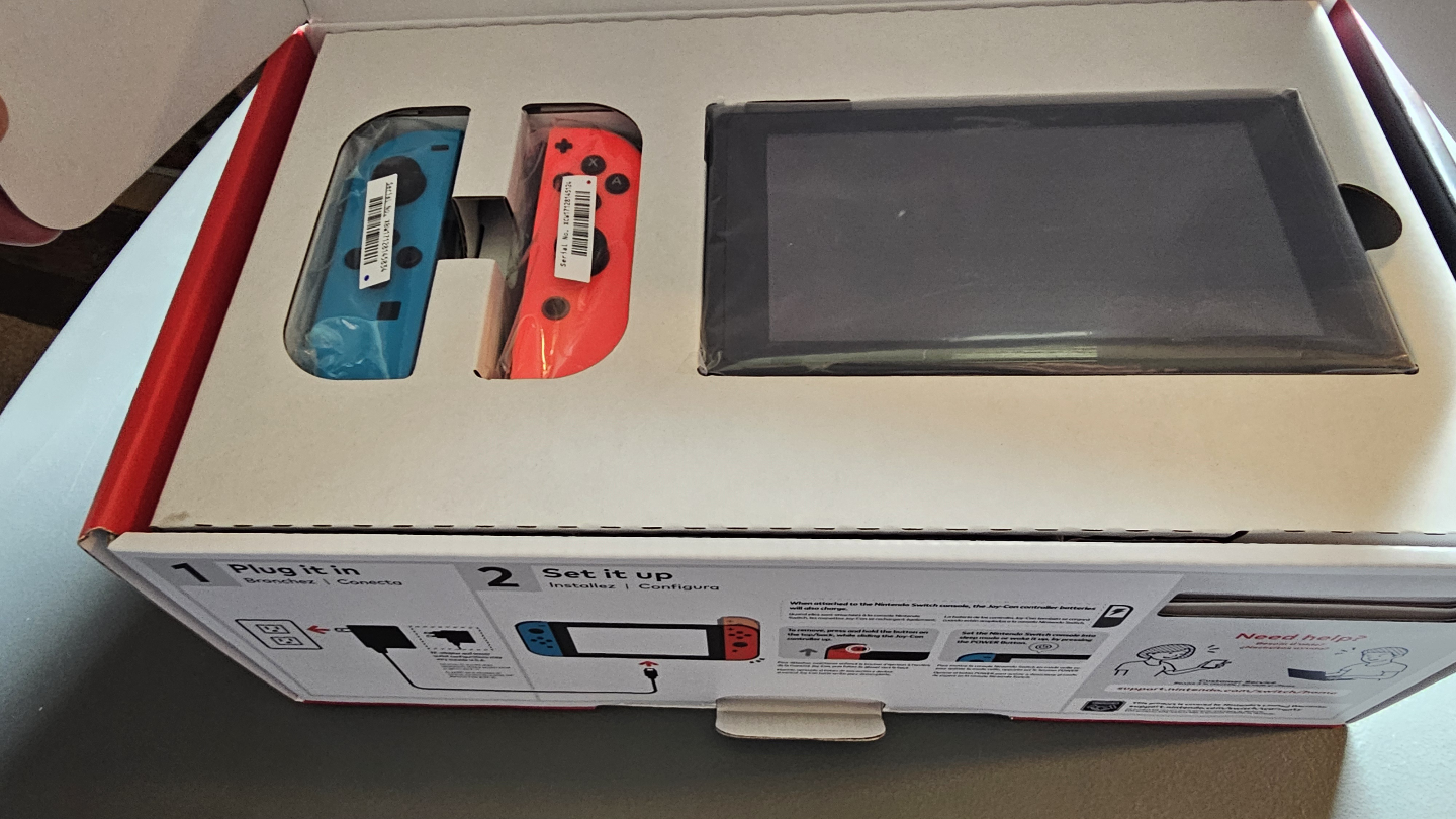 Nintendo Switch Console with Accessories - LIKE NEW - photo 2