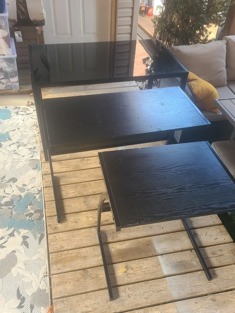 🇨🇦 3 study desks /craft tables - 20$ each image indicator(5)