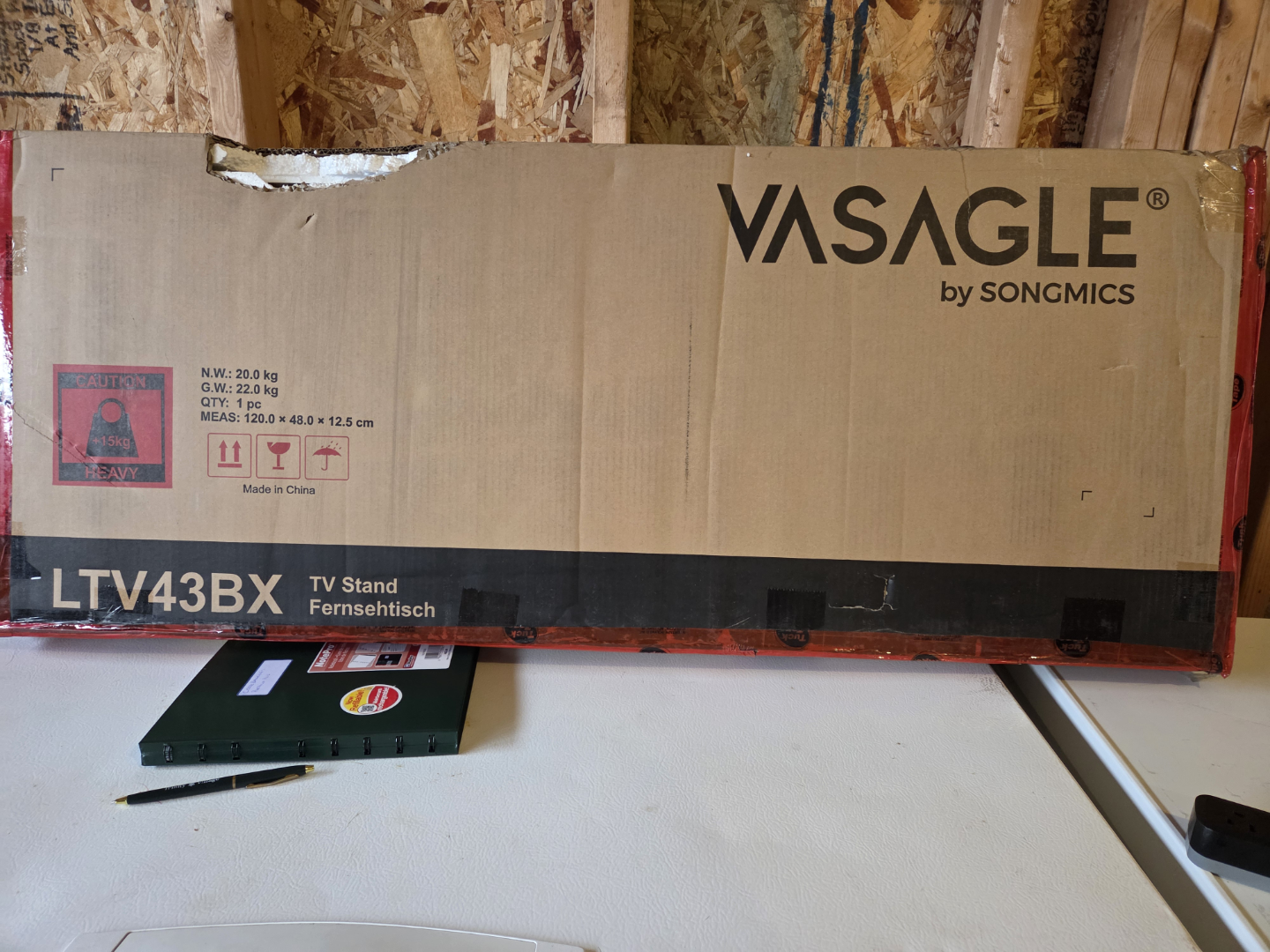 VASAGLE LTV43BX TV Stand - 43.3 inch