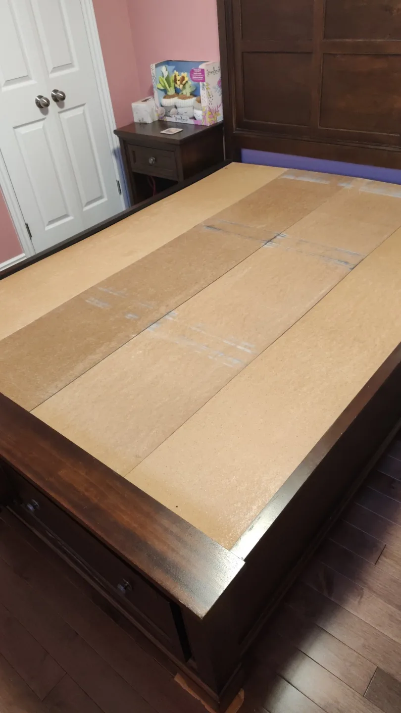 🏒Two Raelyn Queen-size beds with storage drawers image indicator(4)