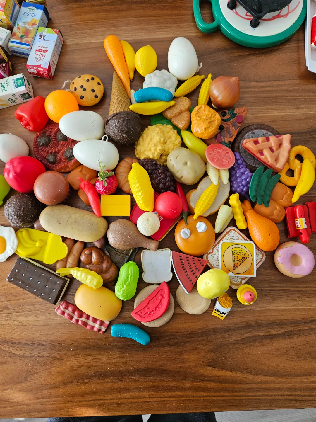 Huge Vintage Play Kitchen Set with Supermarket & Food image indicator(3)