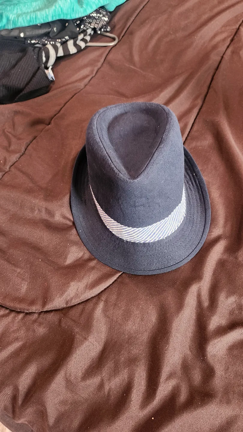 Joe Fresh Kids Fedora Hat - Size 4-5 Years image indicator(2)