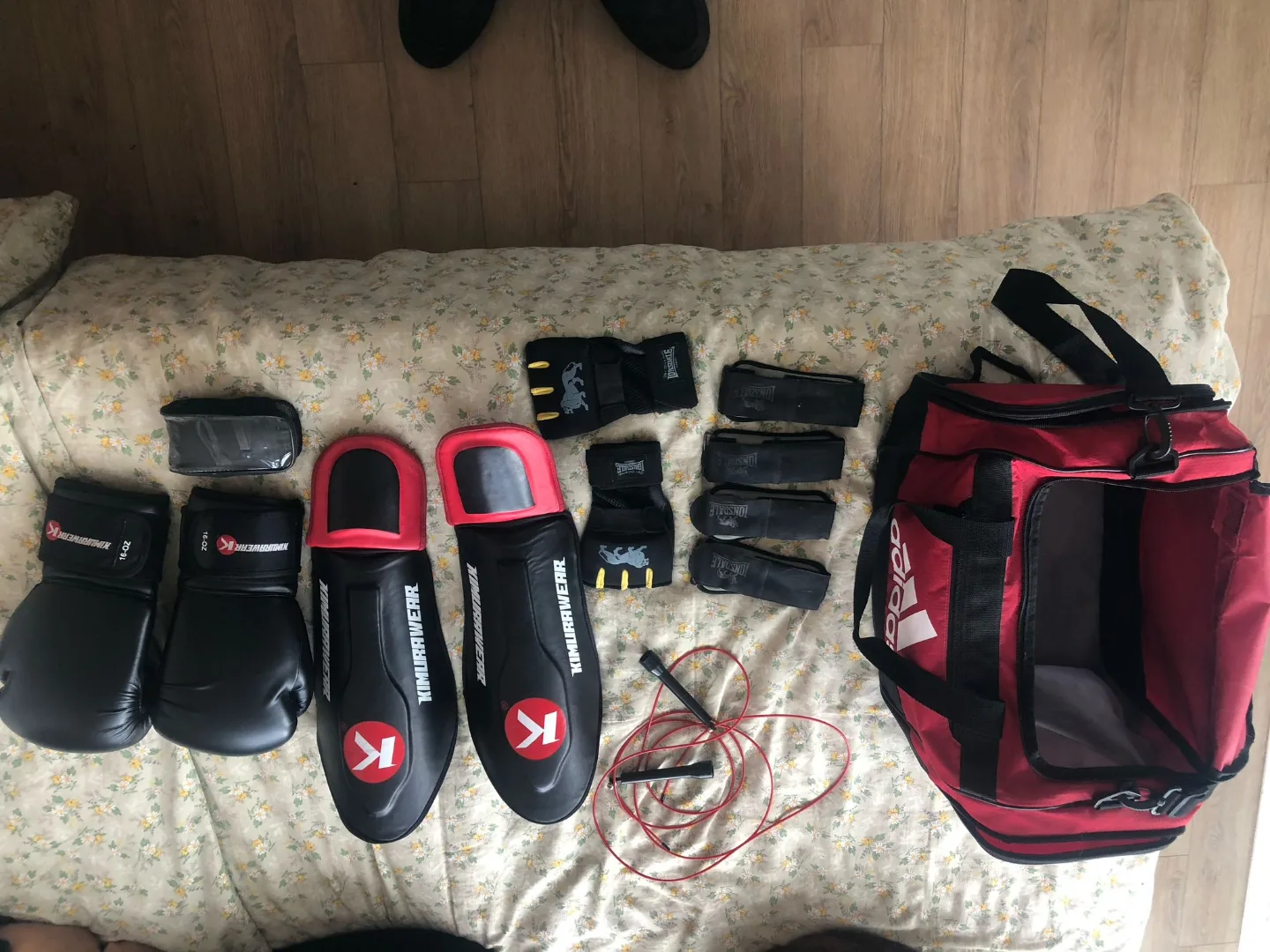 Exercise Gear Set (Muay Thai/Boxing/MMA) thumbnail