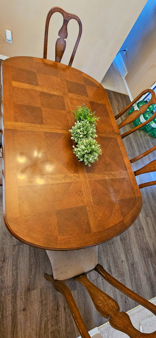 Vintage Dining Set - photo 3
