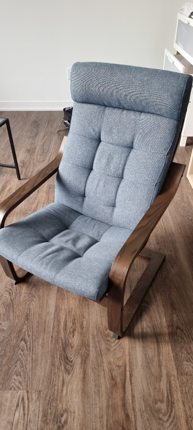 Modern Accent Chair with Wooden Legs