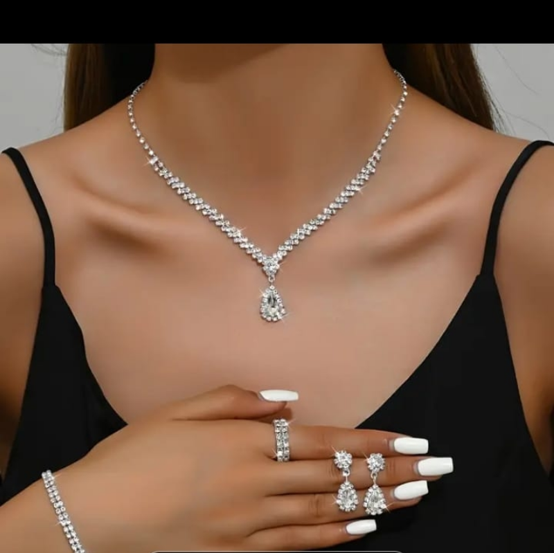 Elegant Crystal Jewellery Set - photo 2