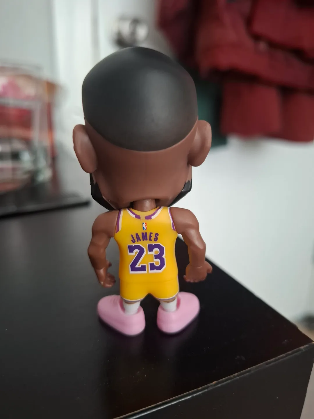 LeBron James Lakers Figurine image indicator(2)