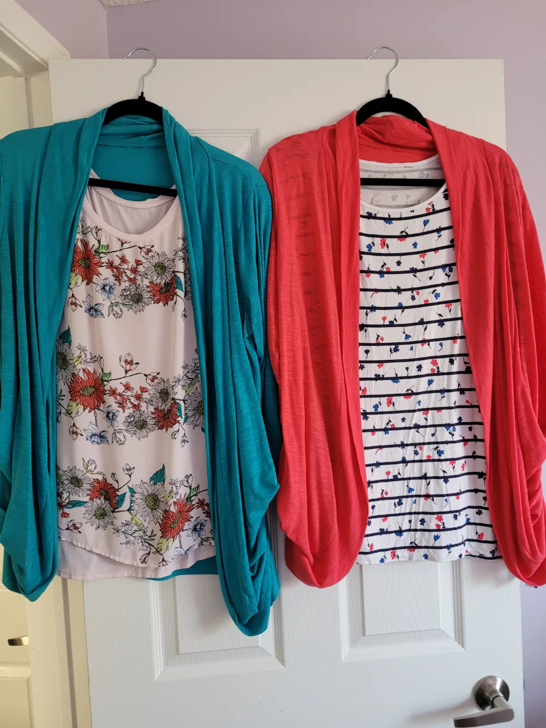 Women's Cardigan and Top Sets size Large to Xlarge image indicator(2)