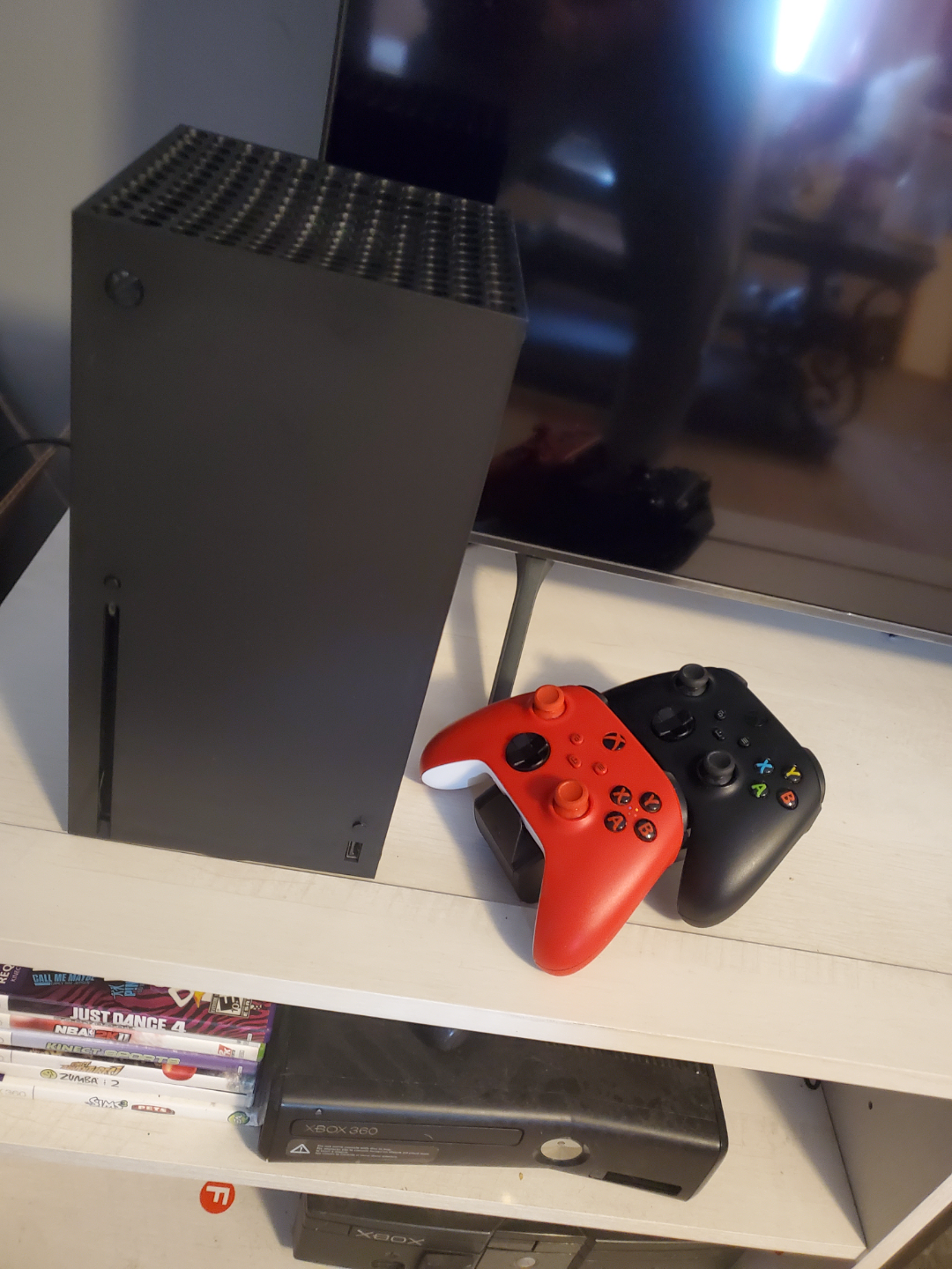 Xbox Series X - photo 2