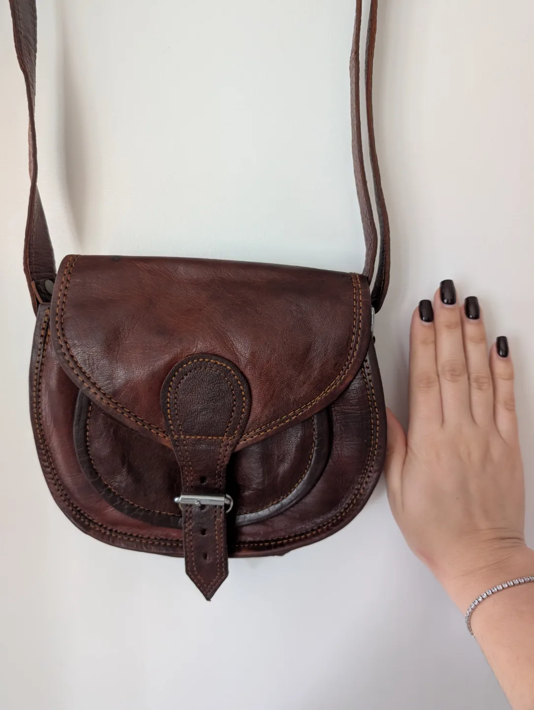 Brown Leather Crossbody Bag image indicator(3)