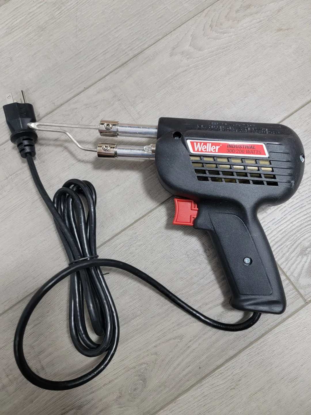 Weller Industrial Soldering Gun thumbnail